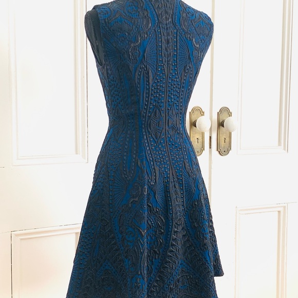 BCBG MAXAZRIA Cocktail Dress - Picture 8 of 8